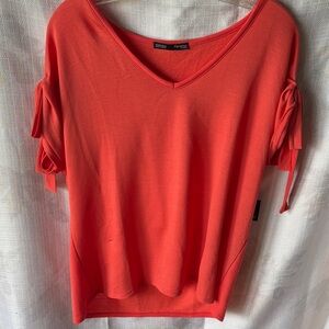 Tresics Bright Orange Short Sleeve Top